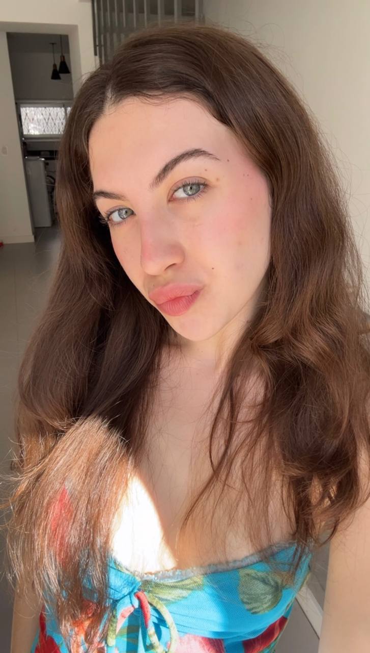 Nude girl Amber in Jaipur