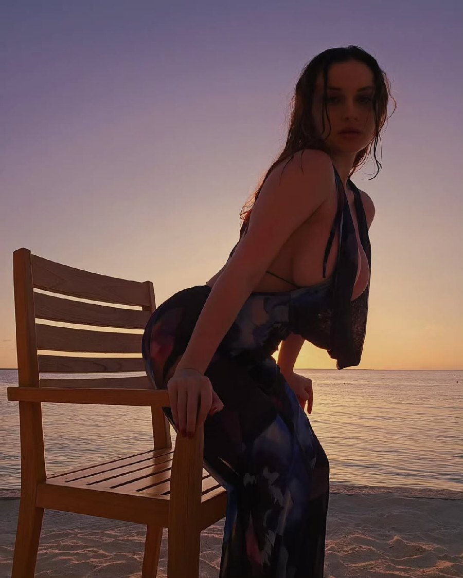 Sexy girl Miranda Faith nude in Jaipur