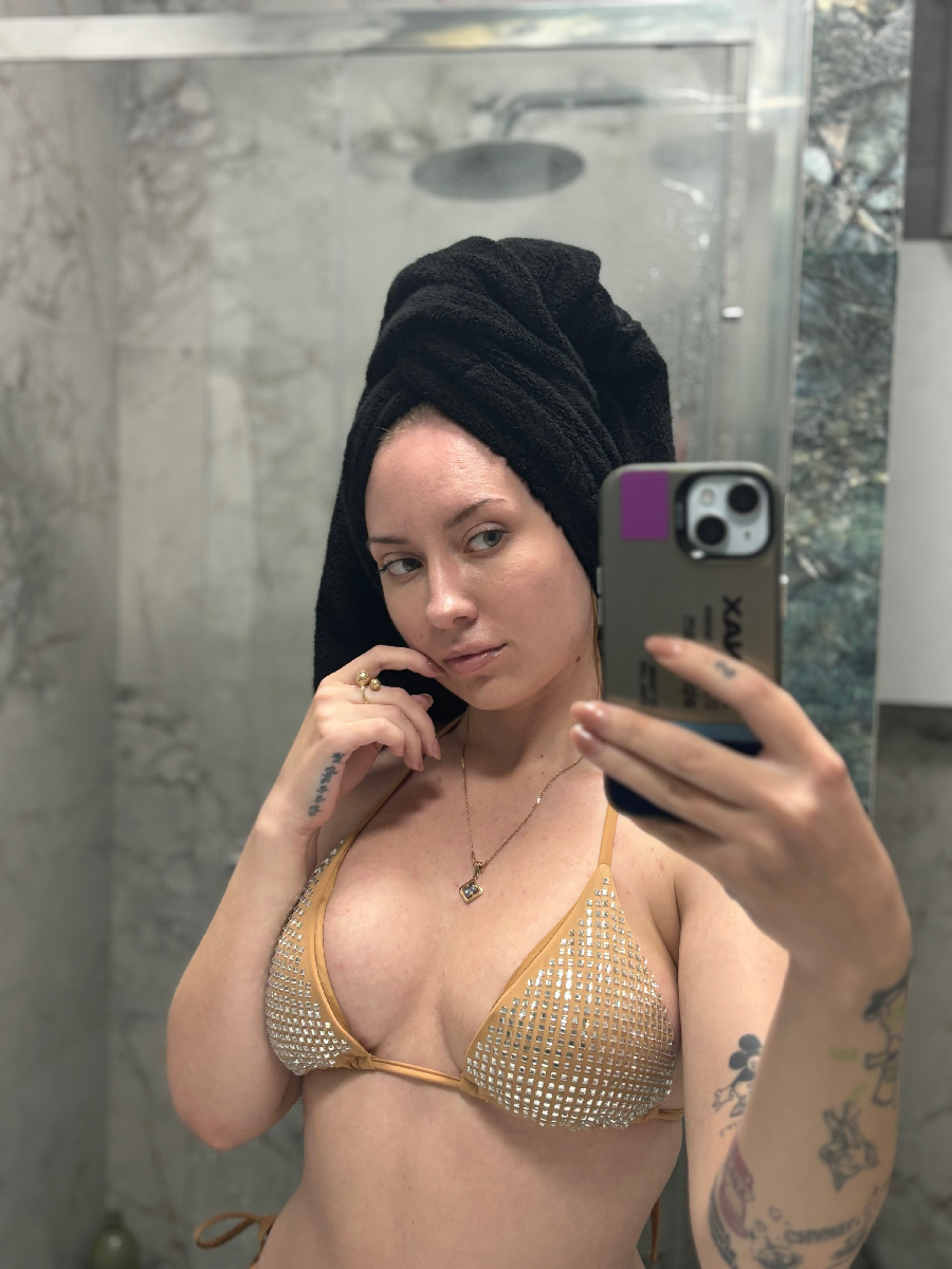 Nude girl KateV in Jaipur