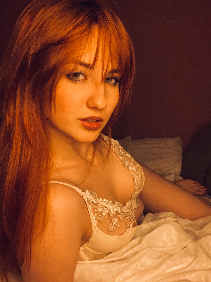 A playful frame from Nata — online in Jaipur