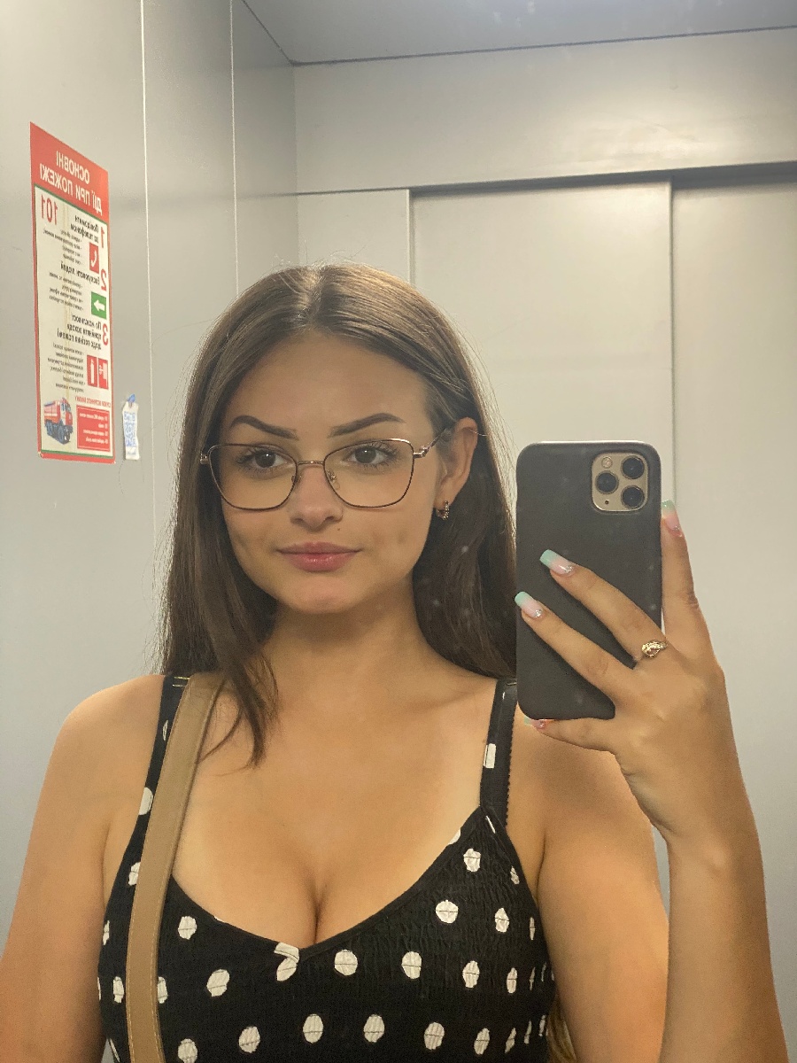 Sexy model Stacy in Jaipur